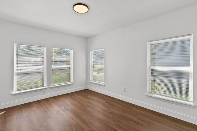 1806 Wellington Street, Greenville, TX 75401