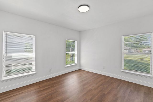 1806 Wellington Street, Greenville, TX 75401