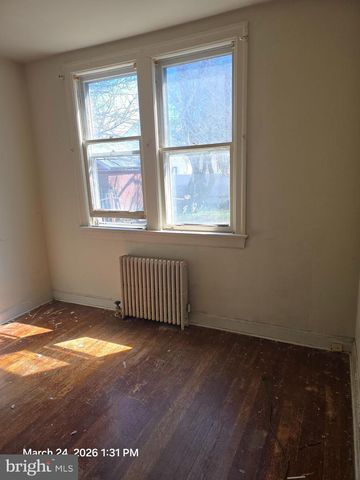 517 E BROWN ST, Hamilton, NJ 08610