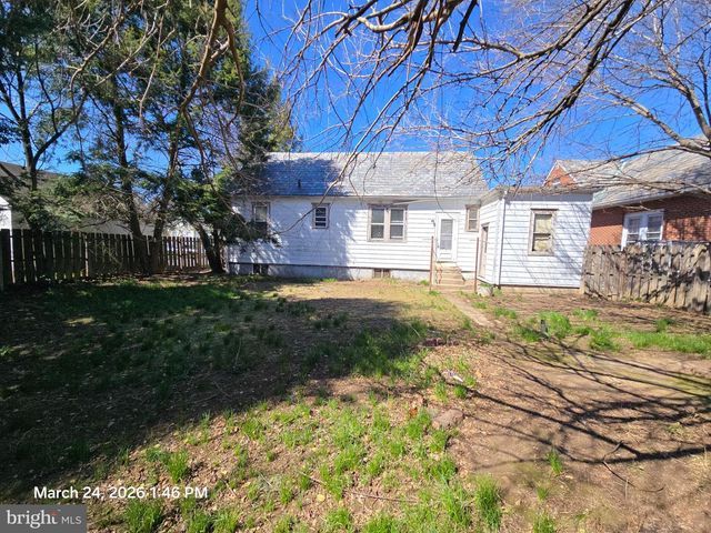 517 E BROWN ST, Hamilton, NJ 08610