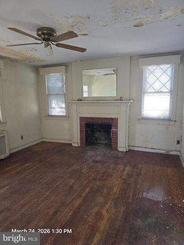 517 E BROWN ST, Hamilton, NJ 08610