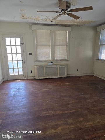 517 E BROWN ST, Hamilton, NJ 08610