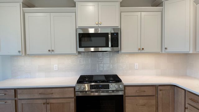 5313 MAKANA LN, Columbia, MO 65203