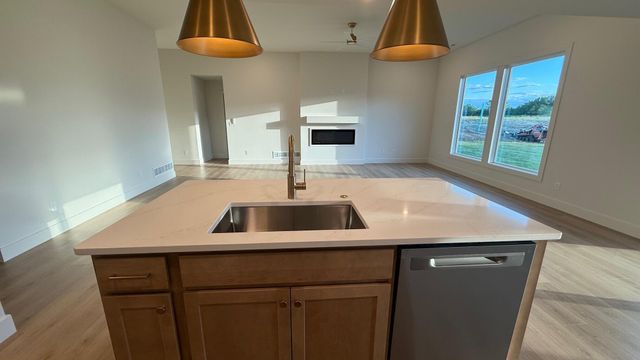 5313 MAKANA LN, Columbia, MO 65203