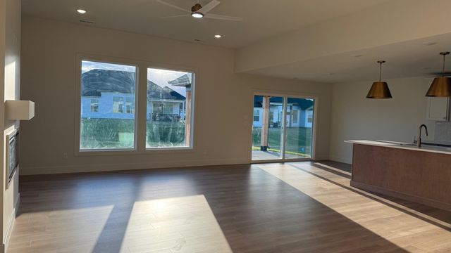 5313 MAKANA LN, Columbia, MO 65203