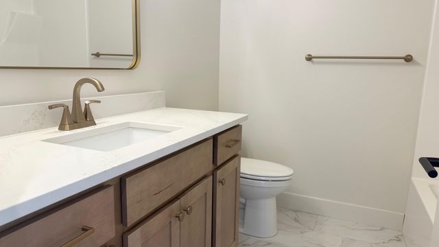 5313 MAKANA LN, Columbia, MO 65203