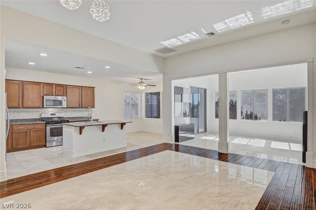 8117 SLATE FALLS Street, North Las Vegas, NV 89085