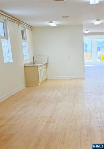 6029 Hudson Avenue, West New York, NJ 07093