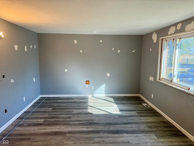 204 W Trenton Street, Sharpsville, IN 46068