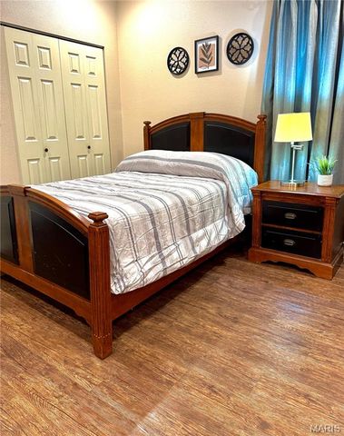 1809A Historic 66, Waynesville, MO 65583