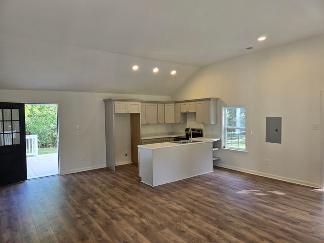 880 N PISGAH RD, Eads, TN 38028