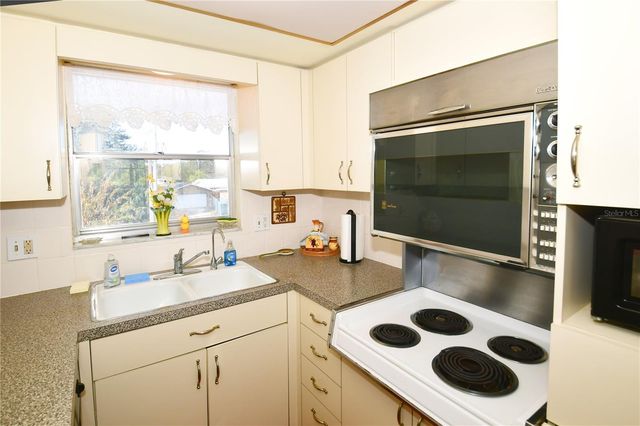 1225 58TH STREET N 203A, St Petersburg, FL 33710