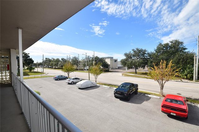 1225 58TH STREET N 203A, St Petersburg, FL 33710