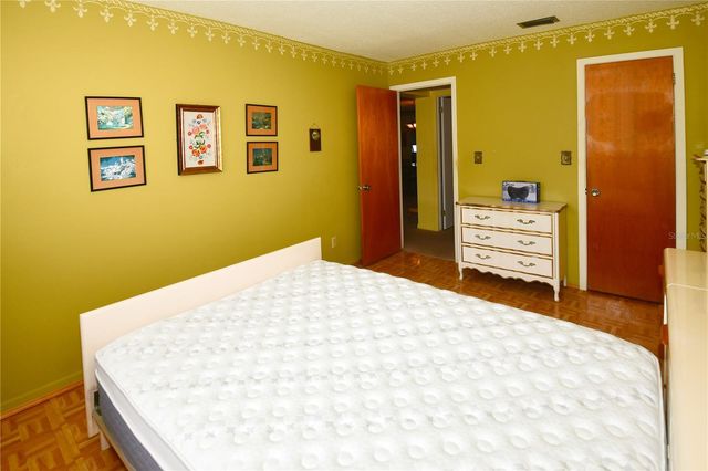 1225 58TH STREET N 203A, St Petersburg, FL 33710