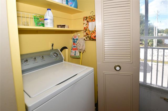 1225 58TH STREET N 203A, St Petersburg, FL 33710