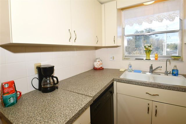 1225 58TH STREET N 203A, St Petersburg, FL 33710