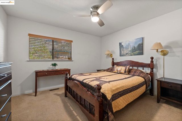 20747 Rising Hill Cir, Groveland, CA 95321