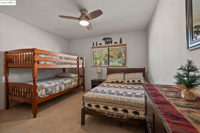 20747 Rising Hill Cir, Groveland, CA 95321