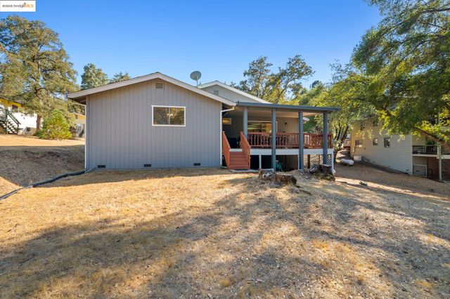 20747 Rising Hill Cir, Groveland, CA 95321