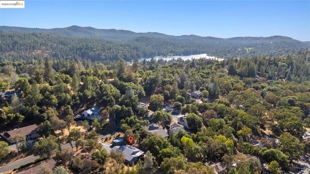 20747 Rising Hill Cir, Groveland, CA 95321