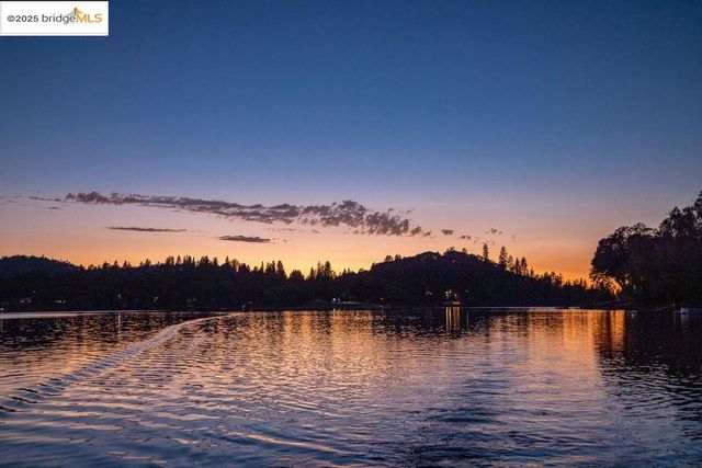 20747 Rising Hill Cir, Groveland, CA 95321