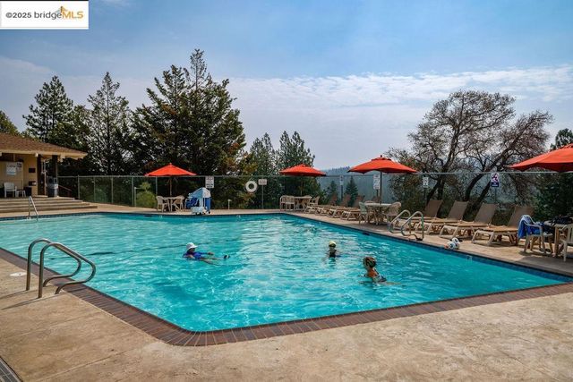 20747 Rising Hill Cir, Groveland, CA 95321