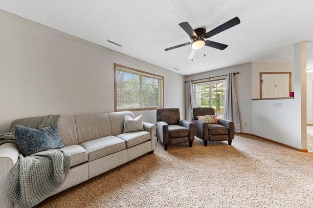 11 Restless Court, Mankato, MN 56003