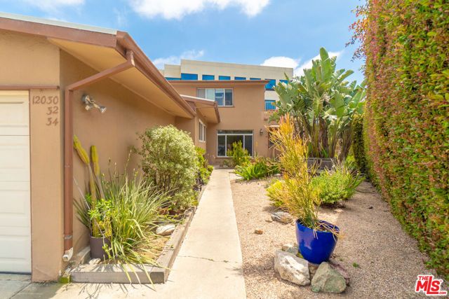 12030 Sylvester, Los Angeles, CA 90066