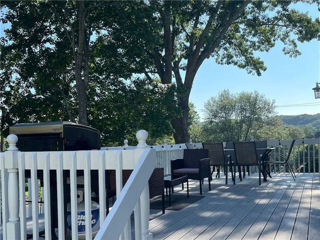 57 Saybrook Avenue, Narragansett, RI 02882