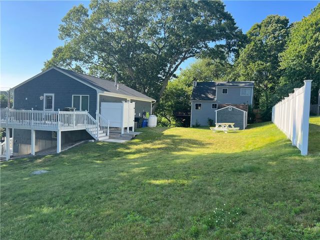 57 Saybrook Avenue, Narragansett, RI 02882