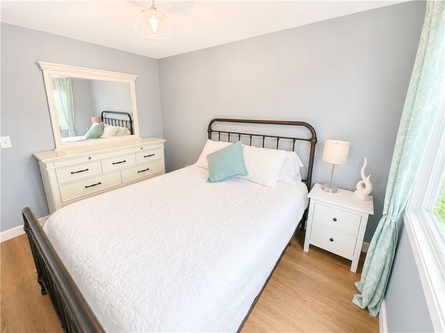 57 Saybrook Avenue, Narragansett, RI 02882