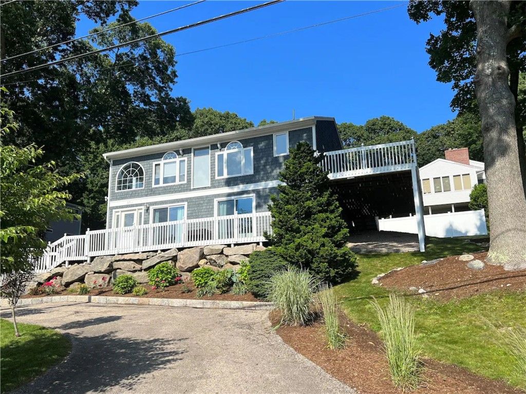 57 Saybrook Avenue, Narragansett, RI 02882