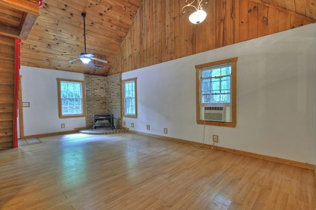 94 Woodglen Court, Ellijay, GA 30540