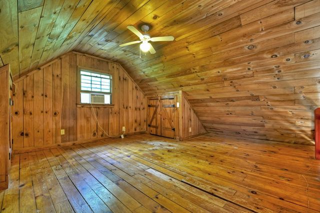 94 Woodglen Court, Ellijay, GA 30540
