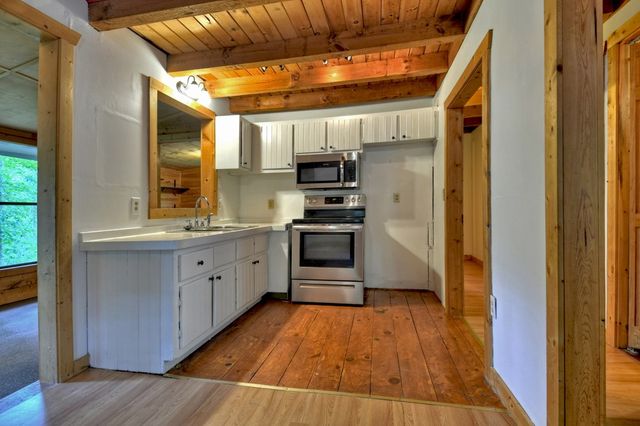 94 Woodglen Court, Ellijay, GA 30540