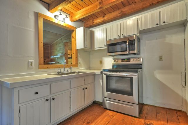 94 Woodglen Court, Ellijay, GA 30540