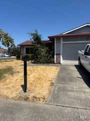 639 Fulmar Dr, Suisun City, CA 94585