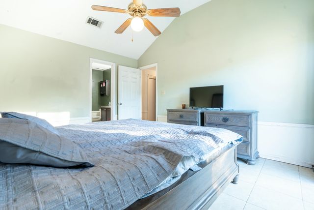 1879 Heartland Drive, Fort Walton Beach, FL 32547