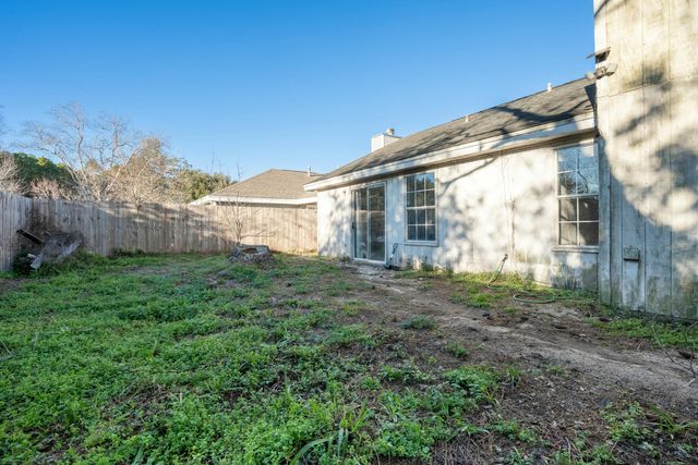 1879 Heartland Drive, Fort Walton Beach, FL 32547