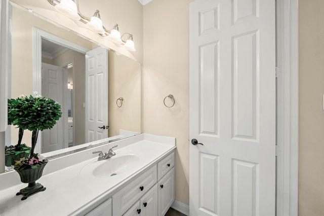 11530 Legend Manor Drive, Houston, TX 77082