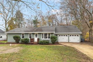 91760 Pitcher Drive, Keeler Twp, MI 49022