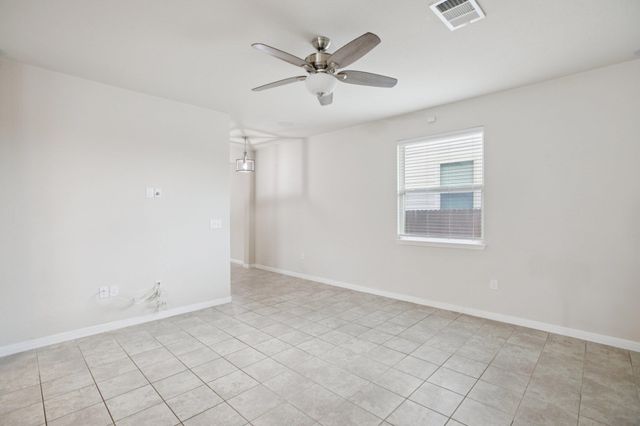 176 Mayney LN, Leander, TX 78641