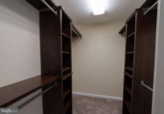 5185 BALLYCASTLE CIR, Alexandria, VA 22315