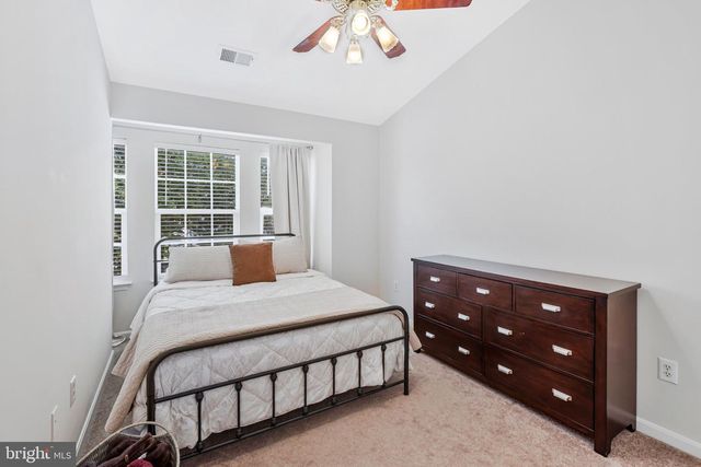 5185 BALLYCASTLE CIR, Alexandria, VA 22315