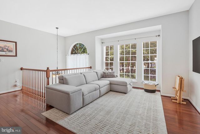 5185 BALLYCASTLE CIR, Alexandria, VA 22315