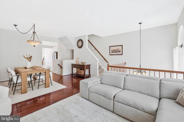 5185 BALLYCASTLE CIR, Alexandria, VA 22315