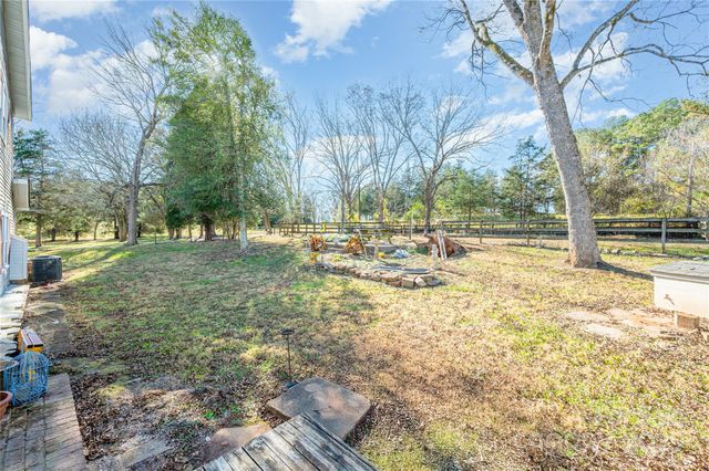 4833 Casar Road, Lawndale, NC 28090