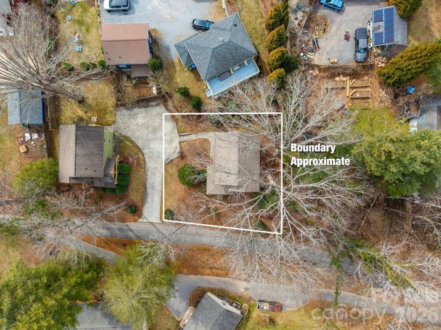 8 Thurland Avenue, Asheville, NC 28803