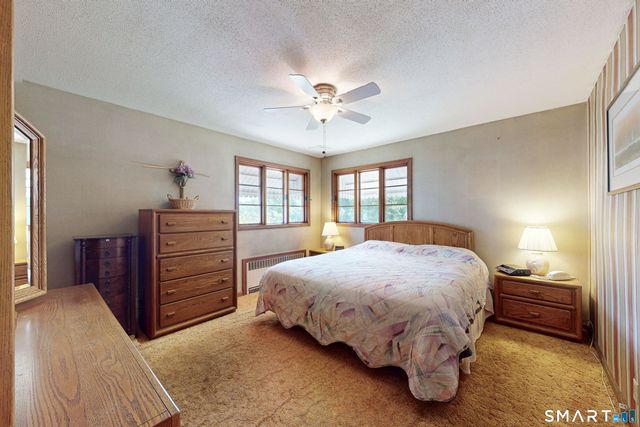31 Holly Street, Waterbury, CT 06706