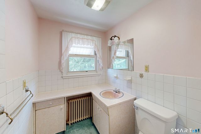 31 Holly Street, Waterbury, CT 06706